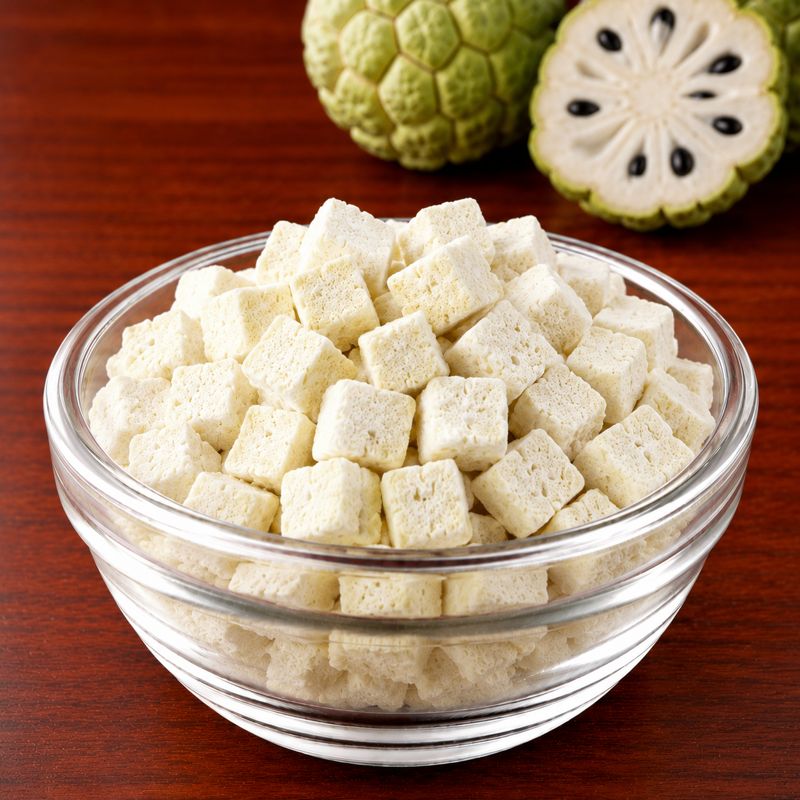 Freeze-Dried Custard Apple Cubes — Freeze-Dried Cubes